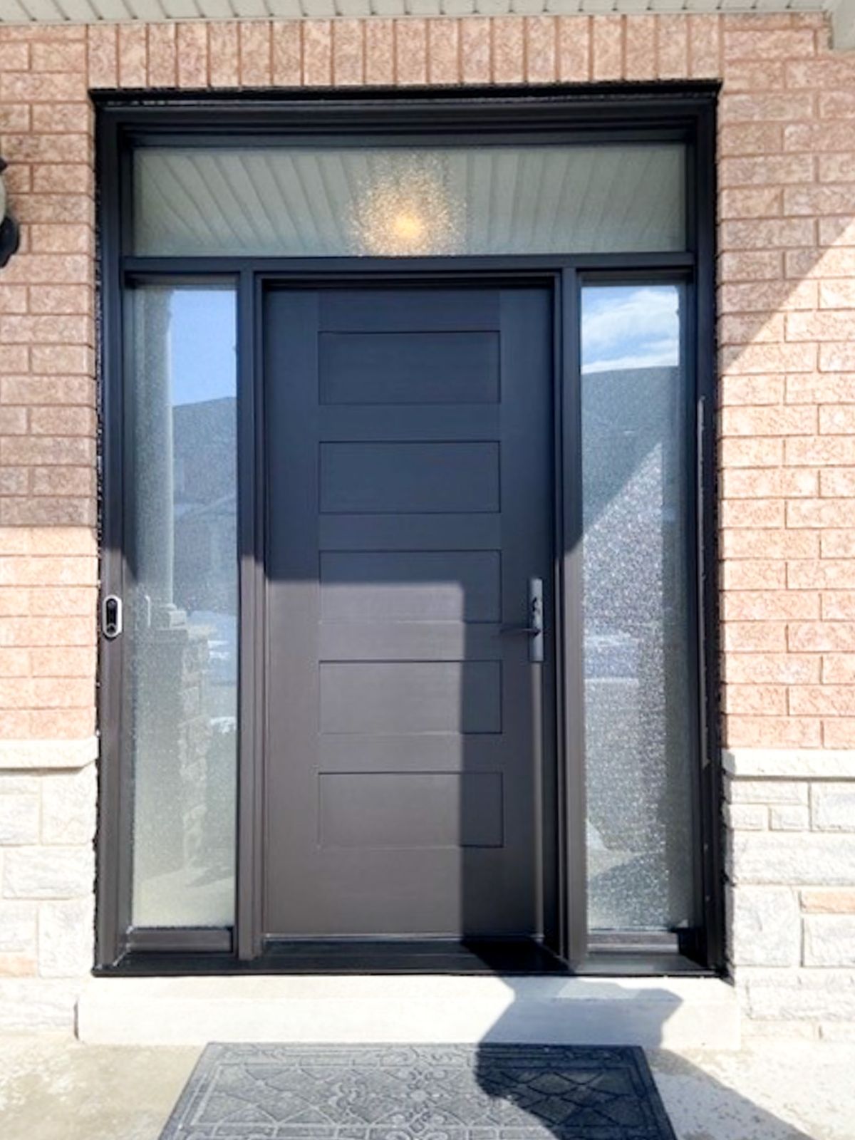 Modern Design Exterior Door En – обзор и цена Home Security Providers